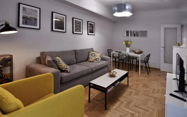 Top Koukaki Location 2 Bedrooms