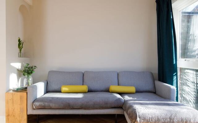 Terraced Townhouse Close to City Centre