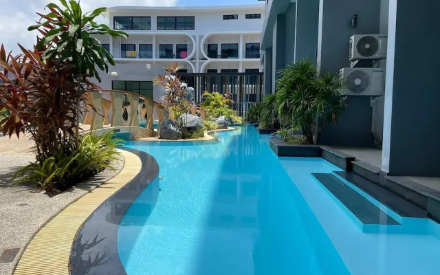 Mountainview Apartment in Naiharn