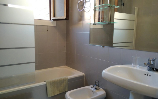 Casa Paseo del Tajo-CON PARKING GRATIS - 2 HABITACIONES