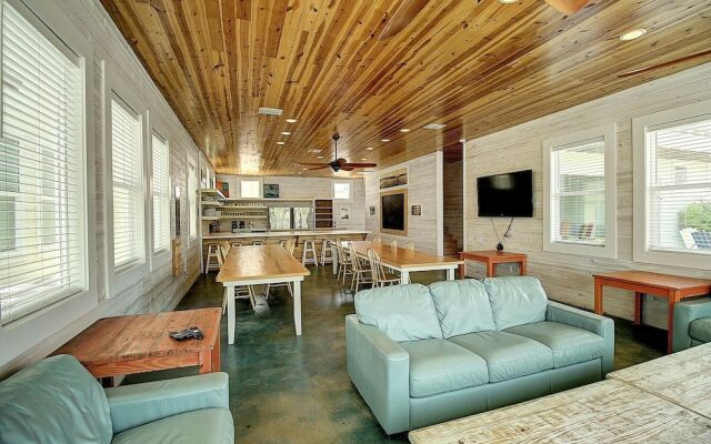 Beach Club 10 Bedrooms 8.5 Bathrooms Home