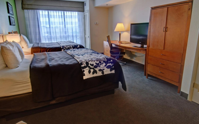 Sleep Inn & Suites