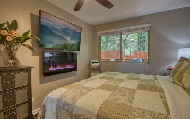 Gatlinburg - Barbara's Song #4125