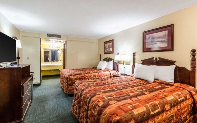 83 Motel