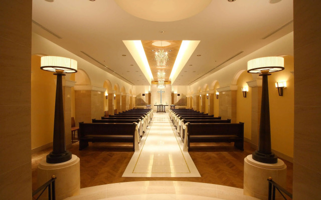 Hotel New Otani Tokyo, The Main