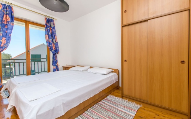 Apartments Spomenka