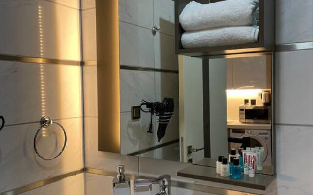 bati: 307 · Studio Apartment near Mall of Istanbul