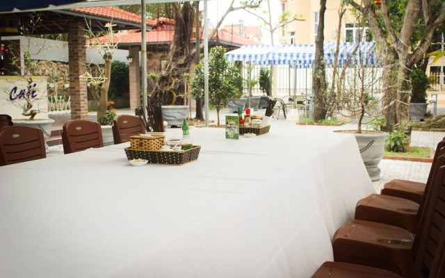 Hoa Binh Hotel