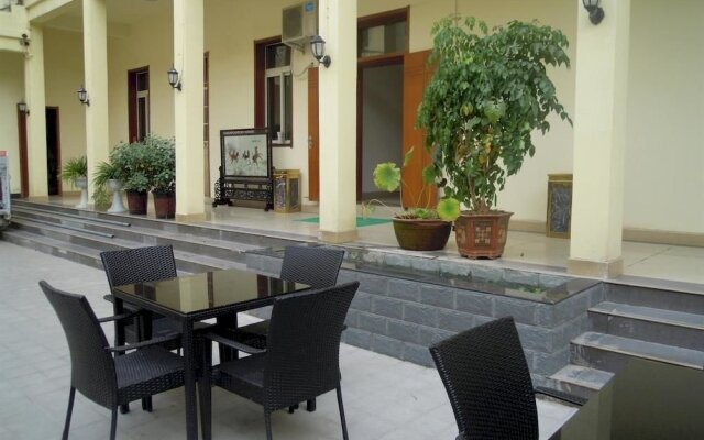 Juranzhijia Business Hotel