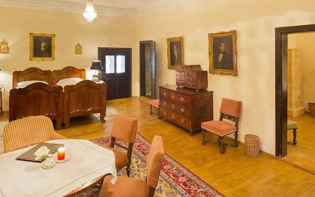 Schloss Ernegg