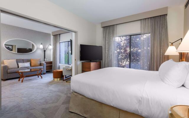 DoubleTree Suites by Hilton Hotel Sacramento - Rancho Cordova