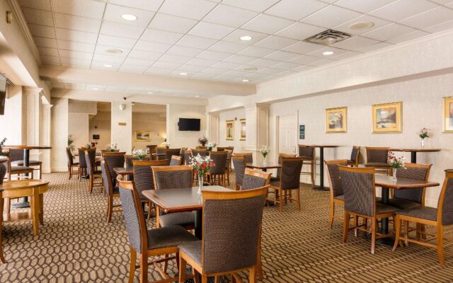 Quality Inn Near Joint Base Andrews - Washington Area