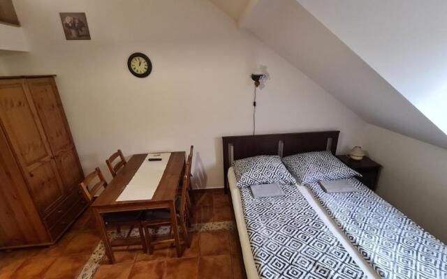 Gyulai Fürdö Apartman