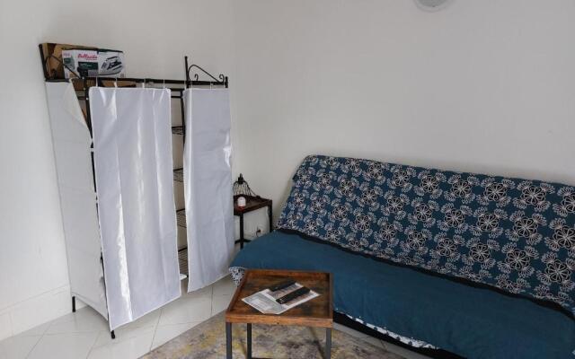 Home Gesteasy à 2 pas de la gare, trés calme