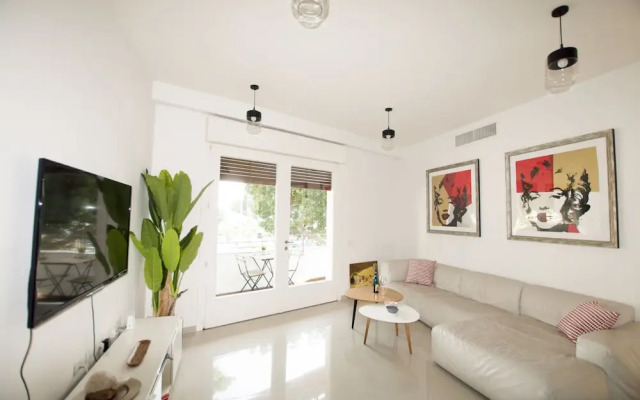 Quality 3BDR Dizengoff Square Pkg TL49