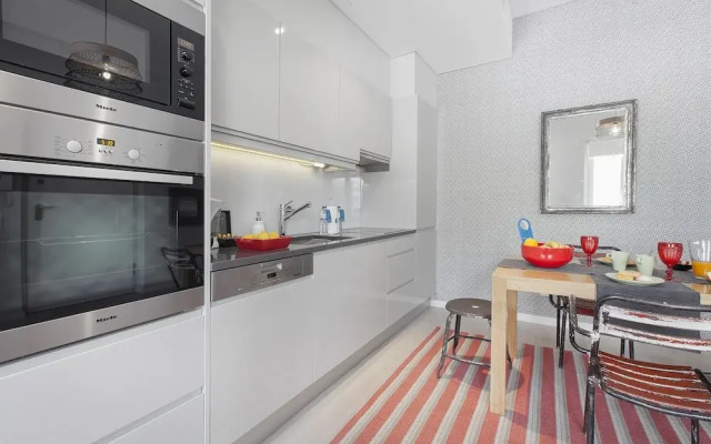 Rent4Days Mesquitela