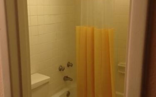 City Center Inn - Downtown Charlotte