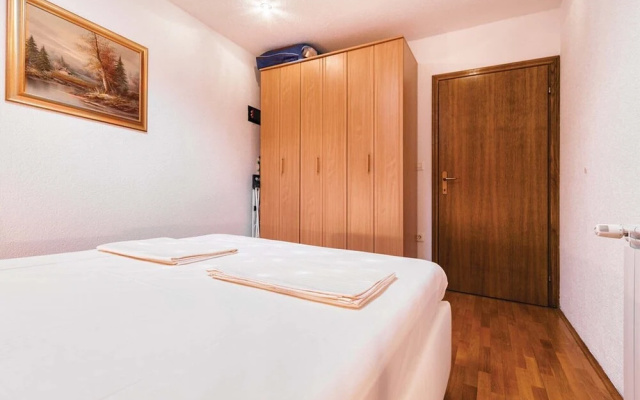 Apartment 1836