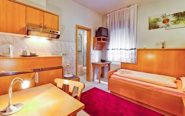 M-Hotel