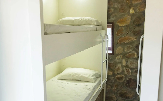 Albergue Explorer - Hostel