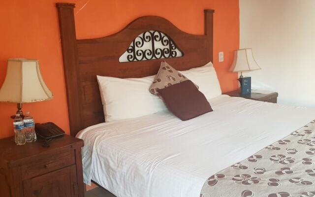Hotel Revi Inn