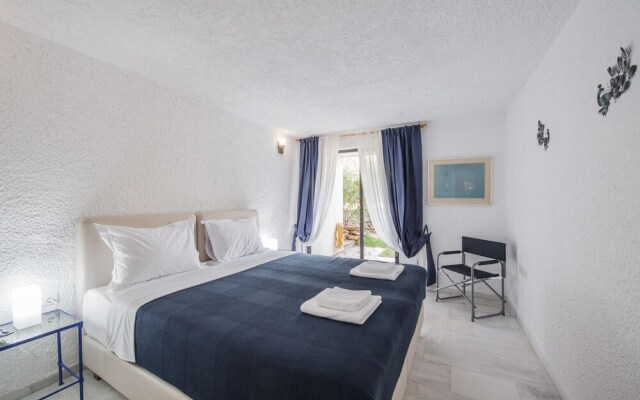Poseidon's White Villa I