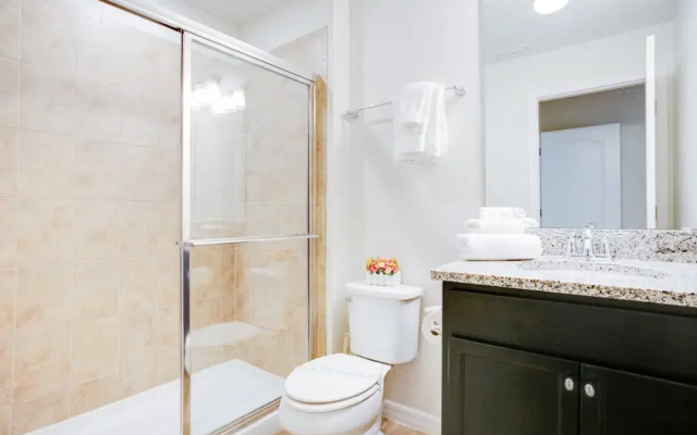 5 Bdrm 5 Bathrm Home at Solterra