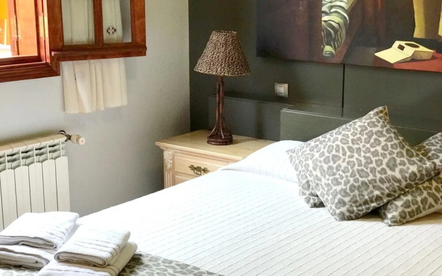 House With 3 Bedrooms in Tejeda, With Wonderful Mountain View, Pool Access, Enclosed Garden - 30 km From the Beach