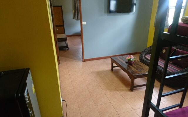 Central Guesthouse