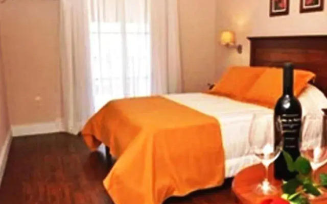 Hotel Ayres Colonia