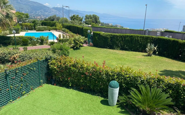 Superbe 2P vue mer, ensoleillé, piscine