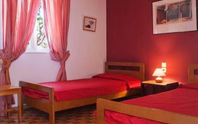 Holiday Home 4 Ananas, Only 70m far From the Beach