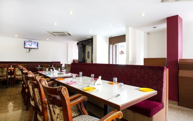 OYO 7552 Hotel SVM Grand