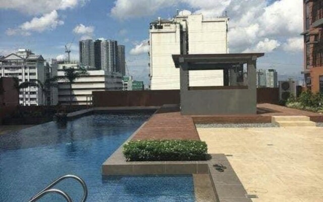 Remarkable 2-bedroom Condo Unit in Quezon City