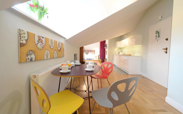 Crystal Suites Chez Helena