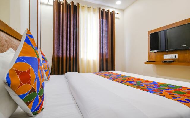 Fabhotel Atharv
