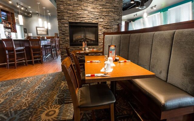 Days Inn And Suites Edmonton Airport