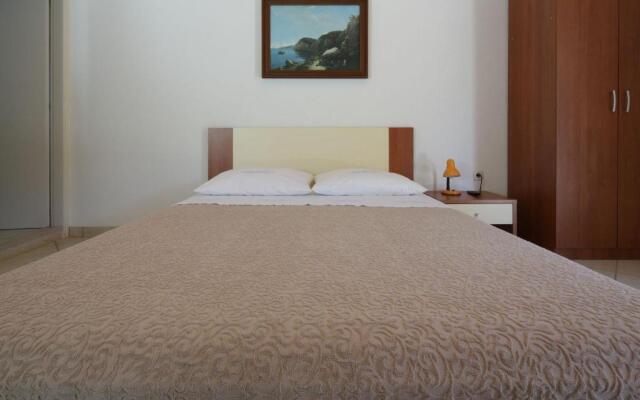 Apartment Grozdana - 5m from beach