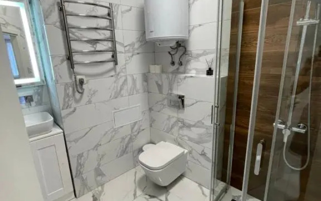 Фурманська, 3 (центр)