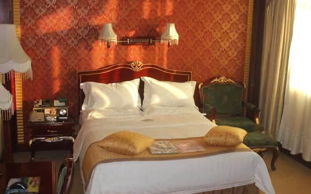 Dong Xing Grand Hotel