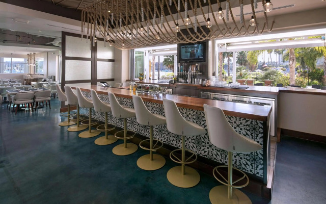 Jamaica Bay Inn Marina Del Rey,Tapestry Collection by Hilton