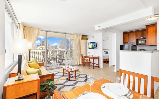 Pacific Monarch - 1 BR - Ocean & City Views