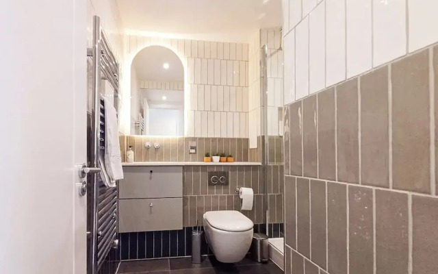 Modern 2 Bedroom 2 Bathroom Apartment