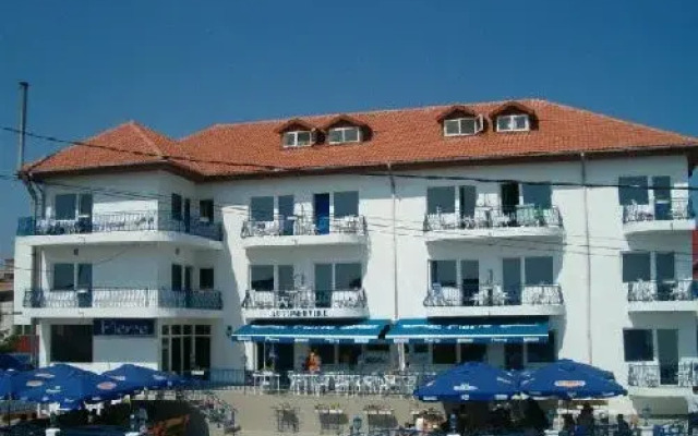 Hostel Pierre