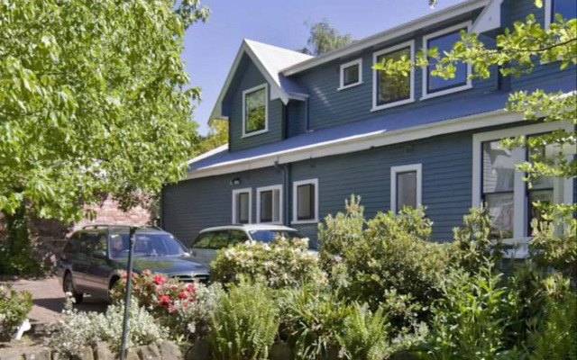 Orari Bed and Breakfast