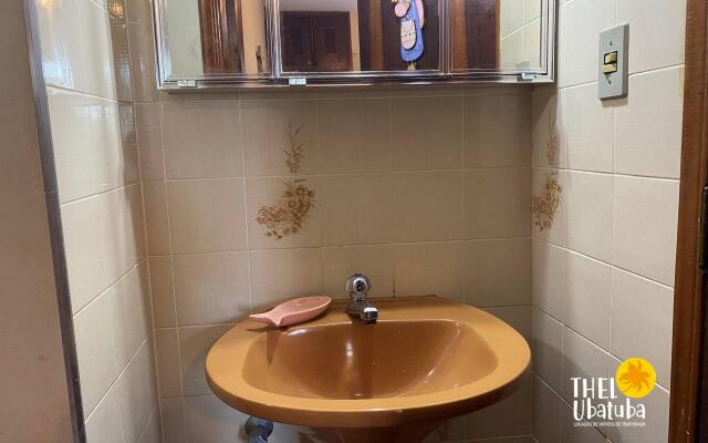 Aconchegante e econômico 1 dorm. roupa de cama pertinho da Praia Grande de Ubatuba