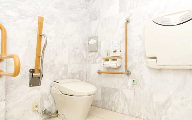 Toyoko Inn Kyoto Gojo-omiya