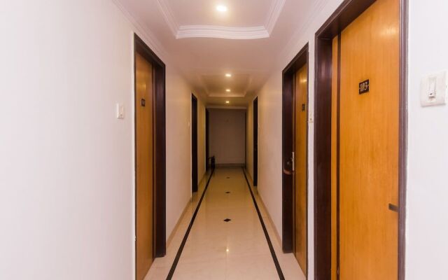 OYO 19028 Hotel Palm Star