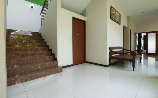 Airy Terminal Tirtonadi Setiabudi 45 Solo