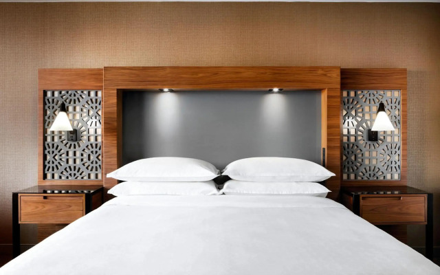 Sheraton Toronto Airport Hotel & Conference Centre